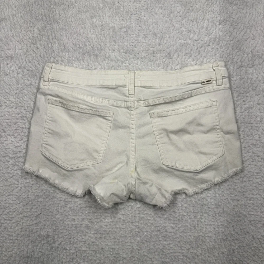 Y2K Billabong Distressed Booty Denim Shorts Button Fly Raw Hem Women's Size 31